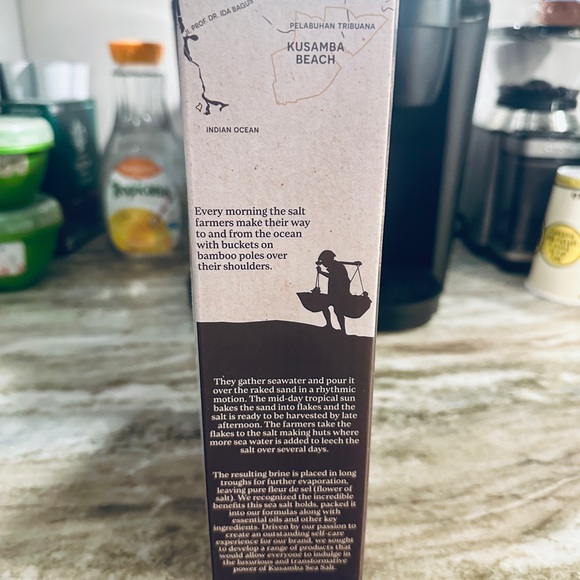 Kusamba 5 piece bath set - Picture 3 of 5